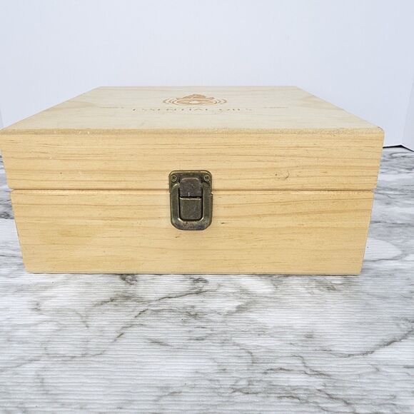 Wooden Essential Oil Box 36 Grid Storage Case Organizer Foam Pad Bottle Labels - Picture 6 of 10